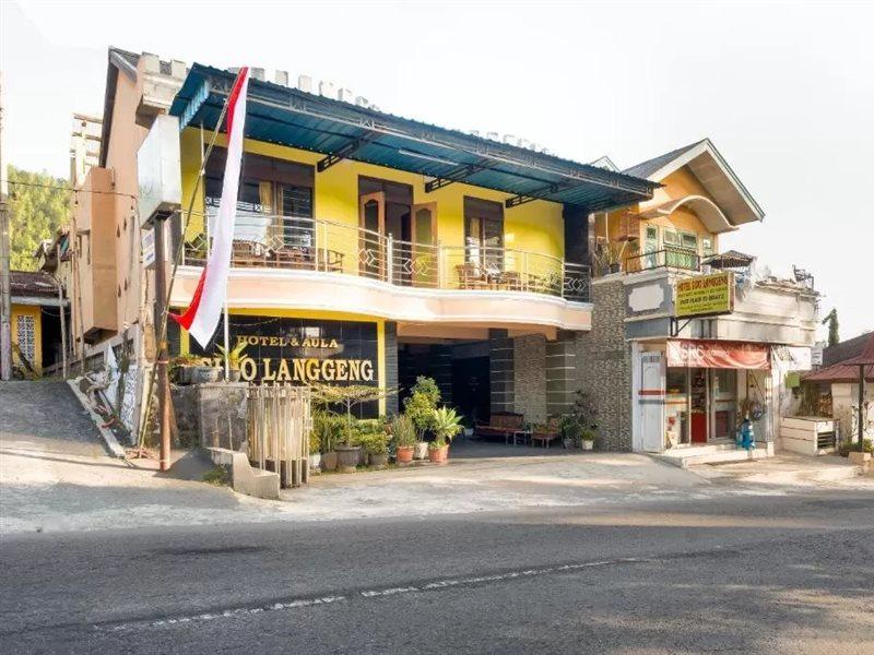 Hotel Sido Langgeng Tawangmangu Mitra Reddoorz Exterior photo